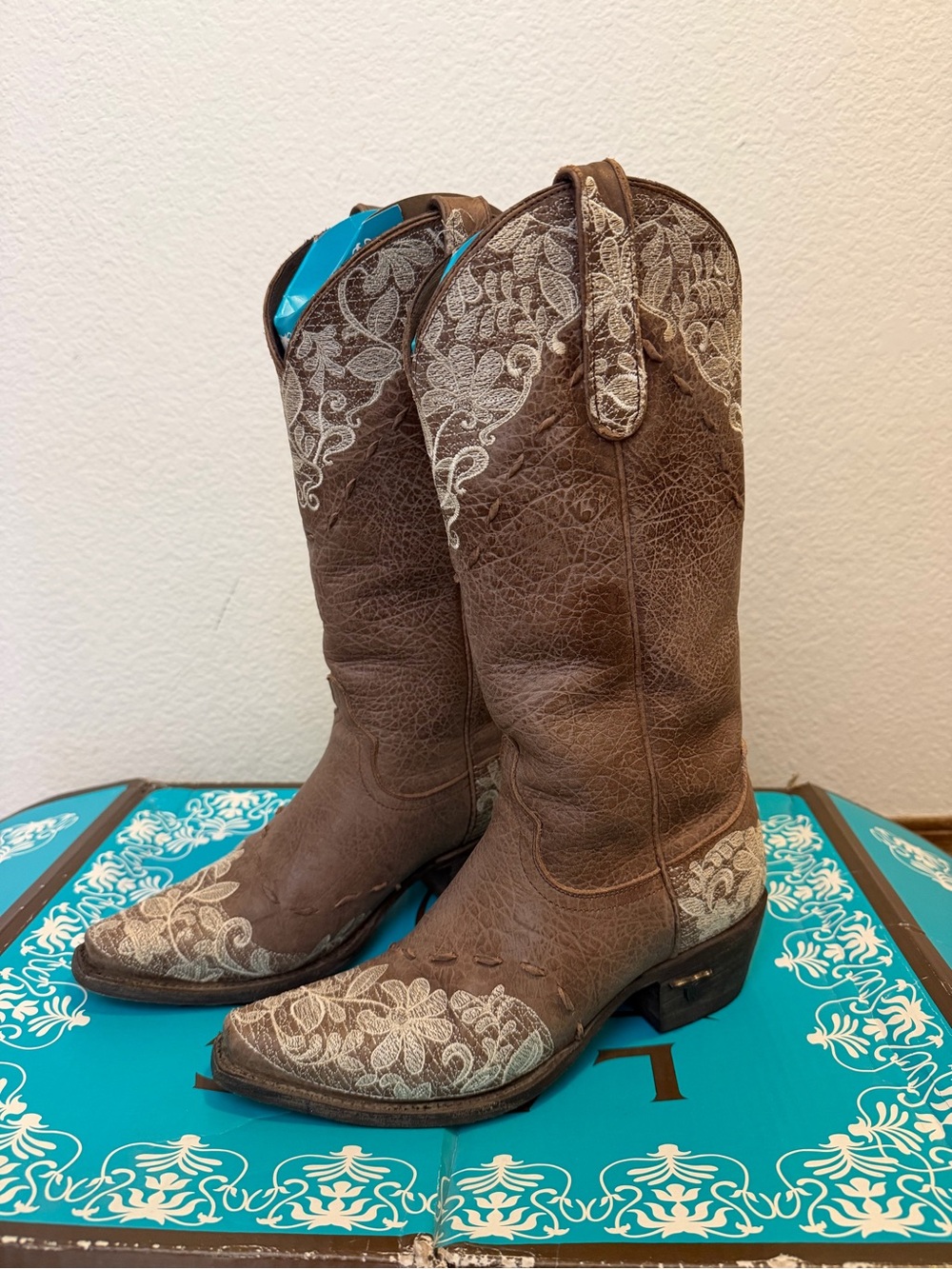 Women’s Brown Lace-Accent Cowboy Boots